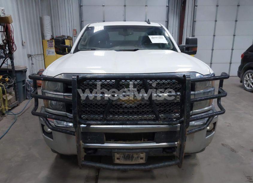 Photo 12 of 2019 Chevrolet Silverado 2500HD LT (VIN 1GC1KSEG9KF277777)