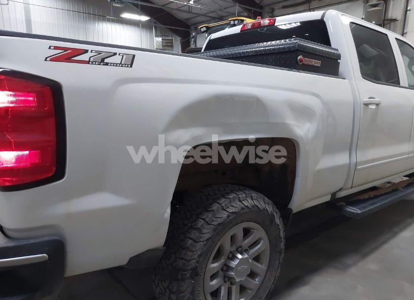 Photo 17 of 2019 Chevrolet Silverado 2500HD LT (VIN 1GC1KSEG9KF277777)