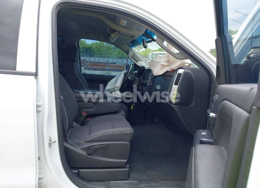 Photo 5 of 2019 Chevrolet Silverado 2500HD LT (VIN 1GC1KSEY0KF178774)