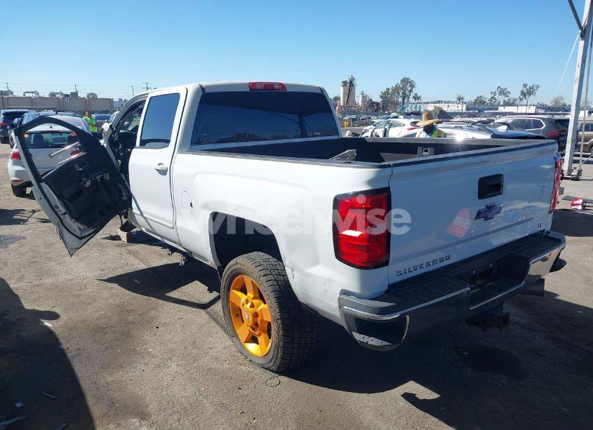 Photo 3 of 2019 Chevrolet Silverado 2500HD LT (VIN 1GC1KSEY5KF119090)