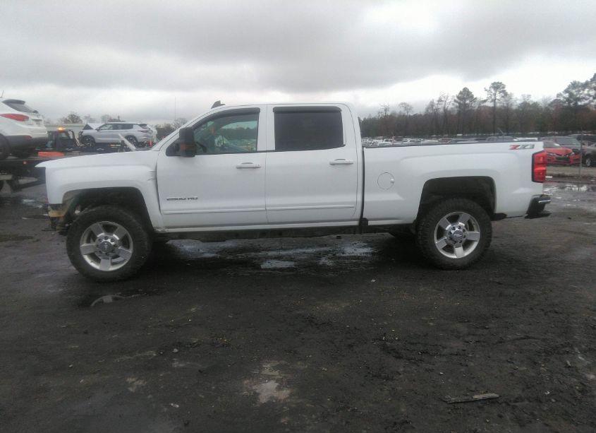 Photo 14 of 2019 Chevrolet Silverado 2500HD LT (VIN 1GC1KSEY5KF121504)