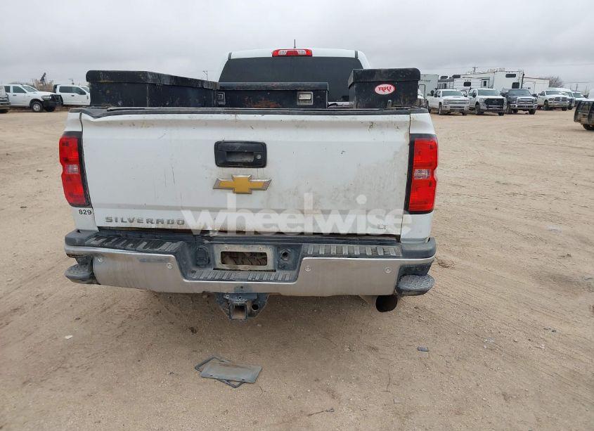 Photo 16 of 2019 Chevrolet Silverado 2500HD LT (VIN 1GC1KSEY5KF136441)