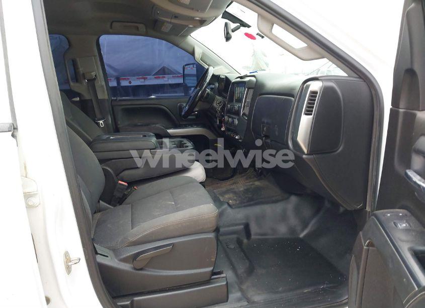 Photo 5 of 2019 Chevrolet Silverado 2500HD LT (VIN 1GC1KSEY5KF136441)