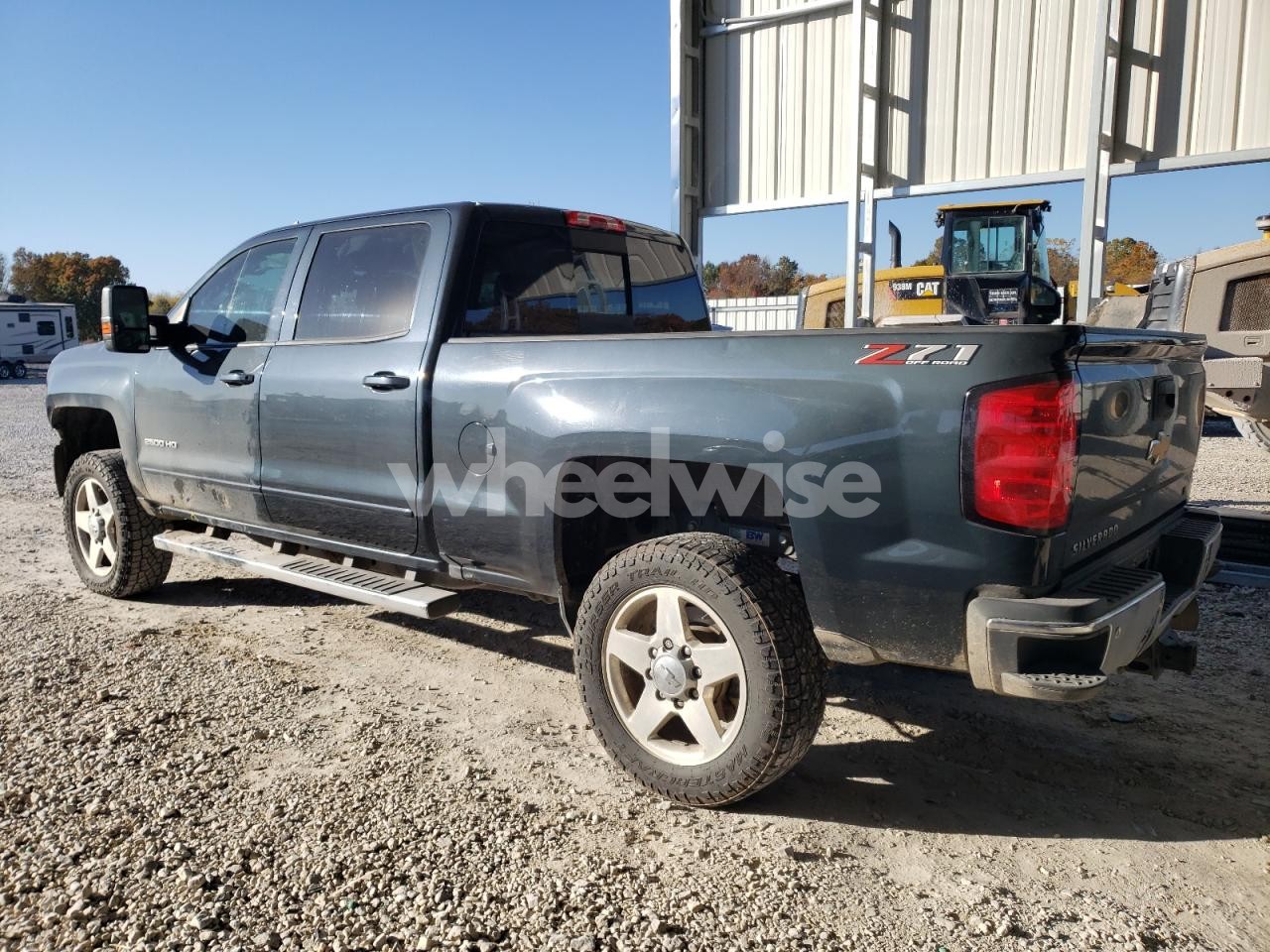 Photo 2 of 2019 CHEVROLET SILVERADO K2500 HEAVY DUTY LT (VIN 1GC1KSEY5KF193920)