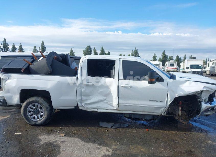 Photo 13 of 2019 Chevrolet Silverado 2500HD LT (VIN 1GC1KSEY7KF264437)