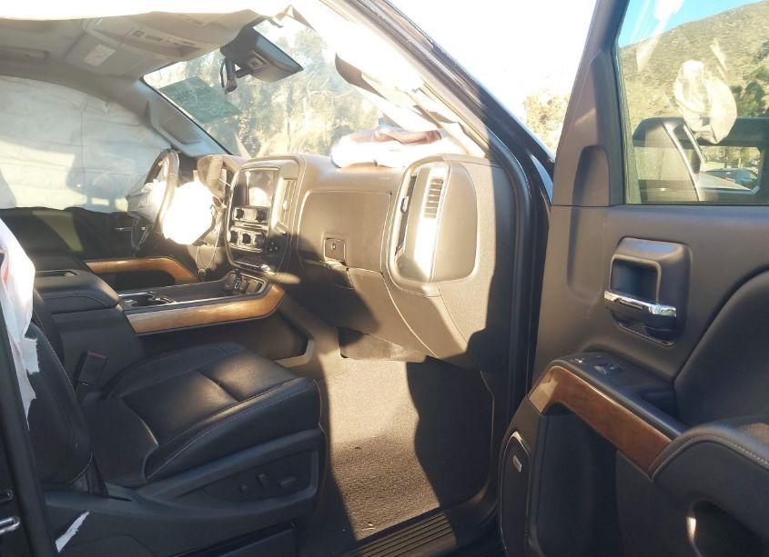 Photo 5 of 2019 Chevrolet Silverado 2500HD LTZ (VIN 1GC1KTEY1KF241516)