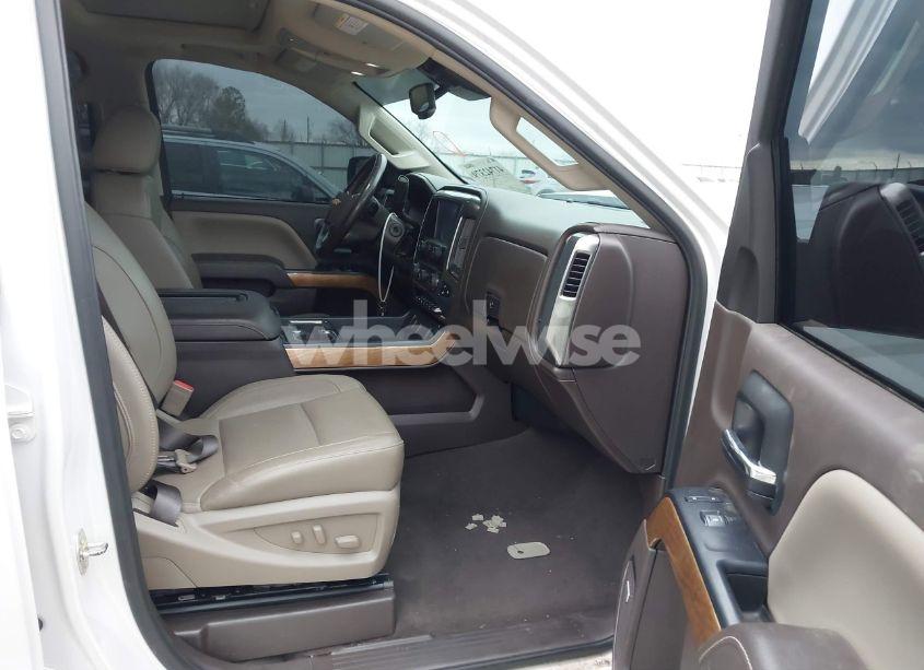 Photo 5 of 2019 Chevrolet Silverado 2500HD LTZ (VIN 1GC1KTEY2KF133258)