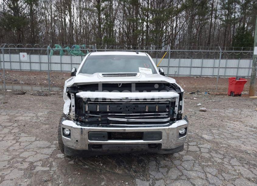 Photo 6 of 2019 Chevrolet Silverado 2500HD LTZ (VIN 1GC1KTEY2KF133258)
