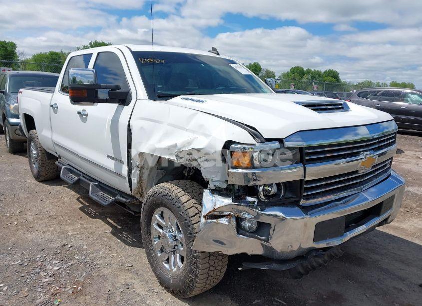 Photo 6 of 2019 Chevrolet Silverado 2500HD LTZ (VIN 1GC1KTEY2KF179320)