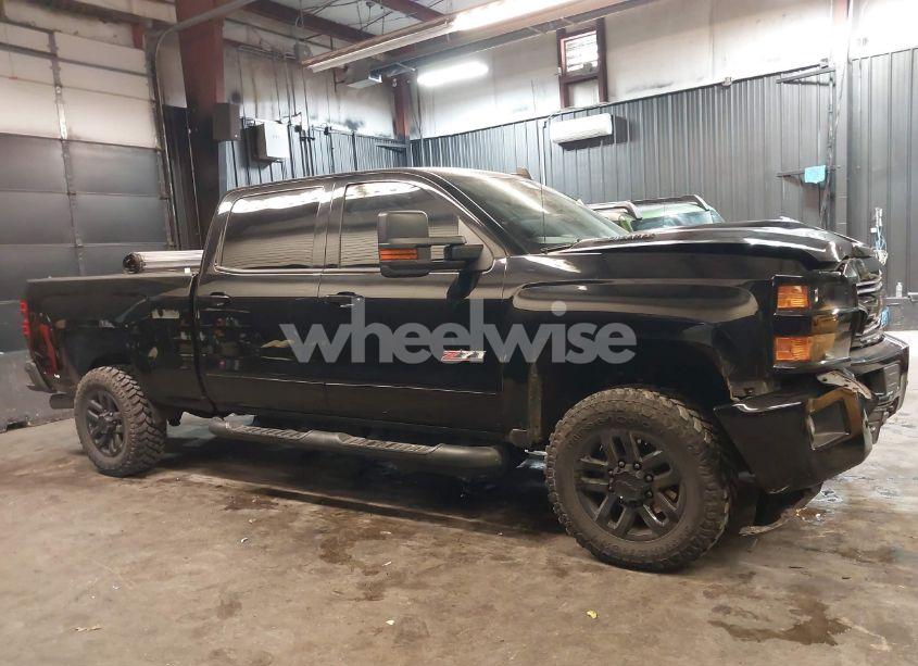 Photo 13 of 2019 Chevrolet Silverado 2500HD LTZ (VIN 1GC1KTEYXKF153791)