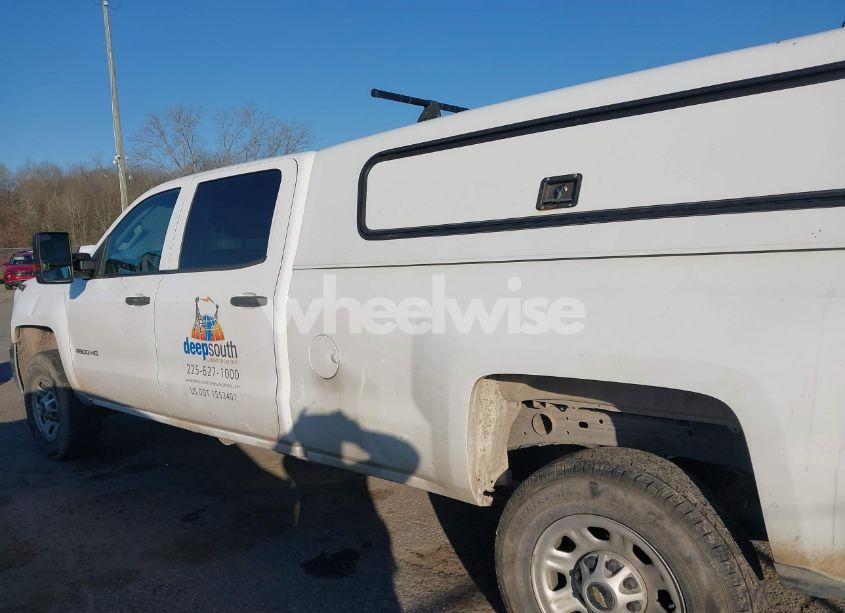 Photo 14 of 2015 Chevrolet Silverado 2500HD WT (VIN 1GC1KUE81FF648926)