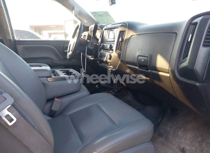 Photo 5 of 2015 Chevrolet Silverado 2500HD WT (VIN 1GC1KUE81FF648926)