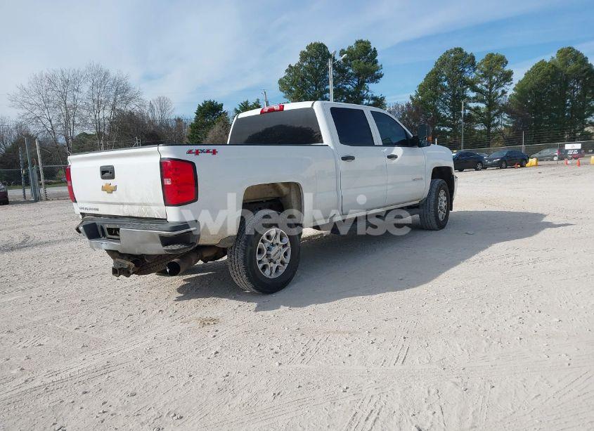 Photo 4 of 2016 Chevrolet Silverado 2500HD WT (VIN 1GC1KUE84GF135204)