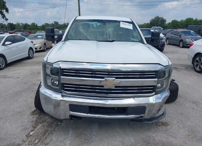 Photo 12 of 2015 Chevrolet Silverado 2500HD WT (VIN 1GC1KUE86FF577268)