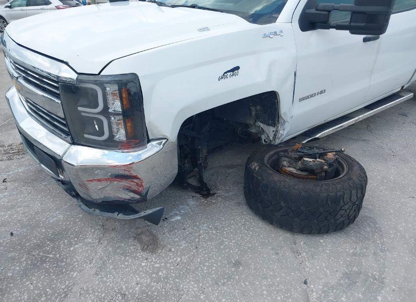 Photo 18 of 2015 Chevrolet Silverado 2500HD WT (VIN 1GC1KUE86FF577268)