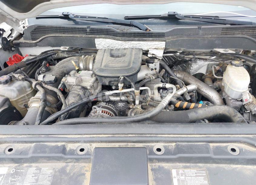 Photo 10 of 2016 Chevrolet Silverado 2500HD WT (VIN 1GC1KUE86GF193234)