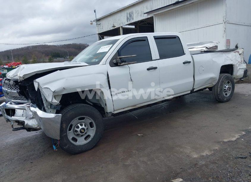 Photo 2 of 2016 Chevrolet Silverado 2500HD WT (VIN 1GC1KUE86GF193234)