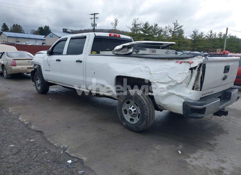 Photo 3 of 2016 Chevrolet Silverado 2500HD WT (VIN 1GC1KUE86GF193234)