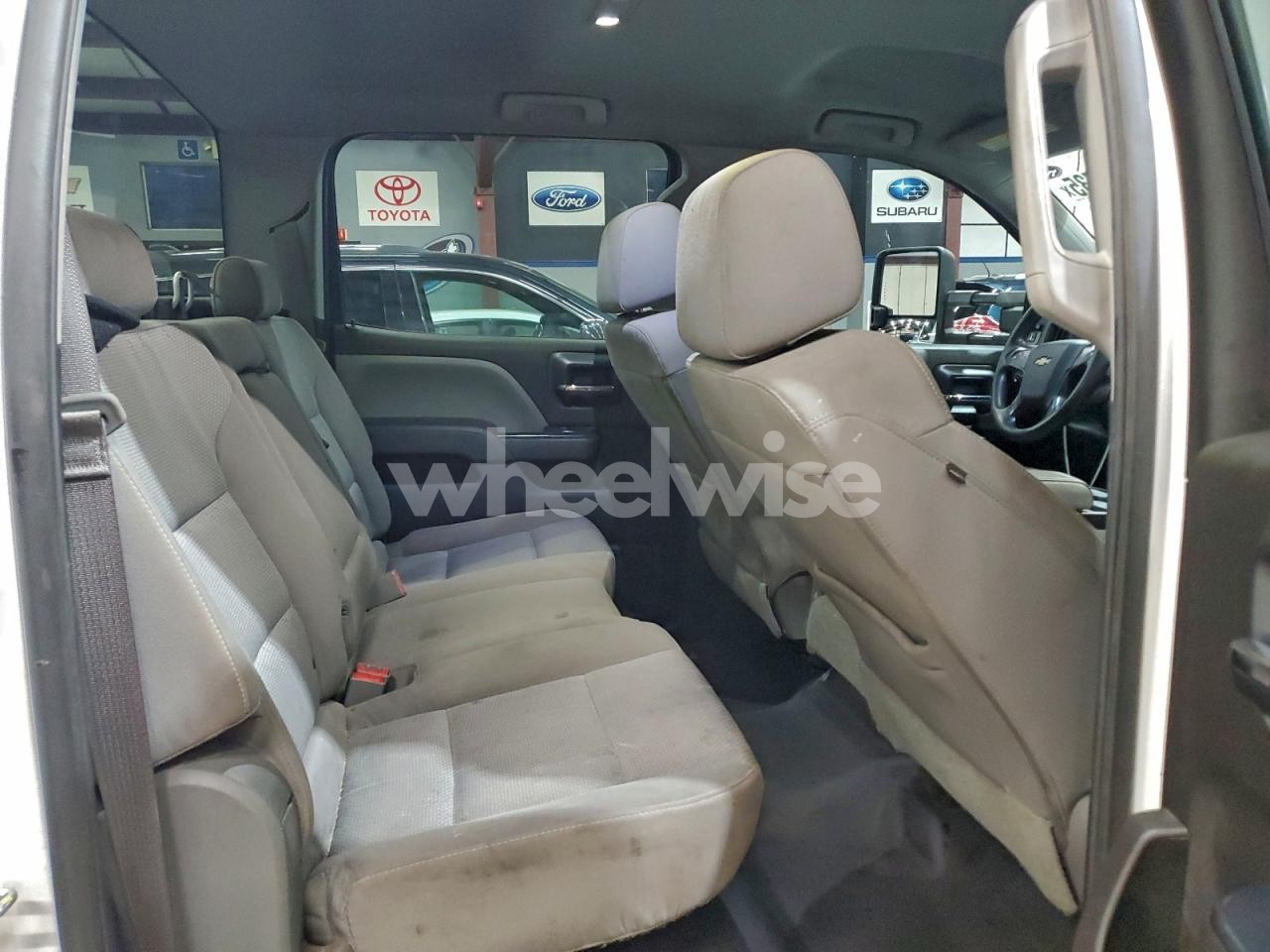 Photo 10 of 2016 CHEVROLET SILVERADO K2500 HEAVY DUTY (VIN 1GC1KUE86GF306406)