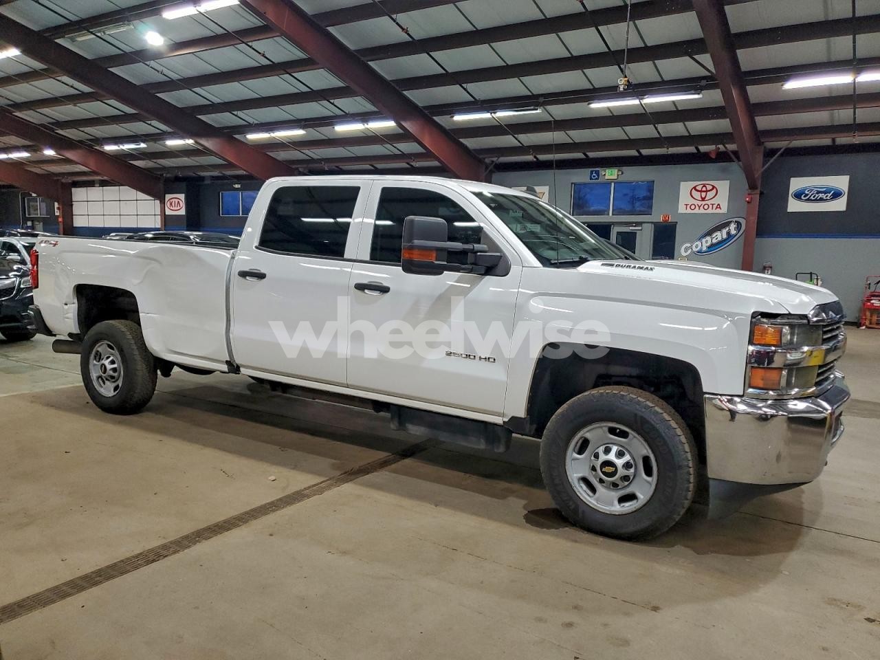 Photo 4 of 2016 CHEVROLET SILVERADO K2500 HEAVY DUTY (VIN 1GC1KUE86GF306406)