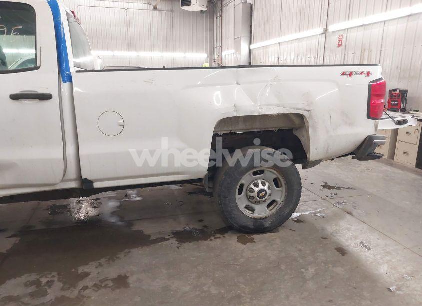 Photo 18 of 2016 Chevrolet Silverado 2500HD WT (VIN 1GC1KUEG0GF122716)