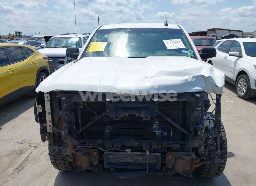 Photo 13 of 2016 Chevrolet Silverado 2500HD WT (VIN 1GC1KUEG0GF190191)