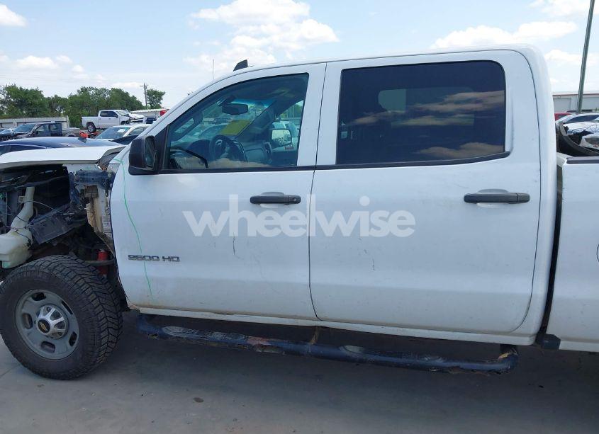 Photo 15 of 2016 Chevrolet Silverado 2500HD WT (VIN 1GC1KUEG0GF190191)