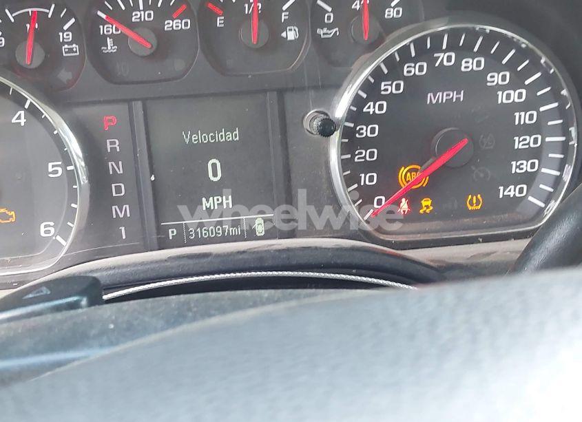 Photo 16 of 2016 Chevrolet Silverado 2500HD WT (VIN 1GC1KUEG0GF190191)