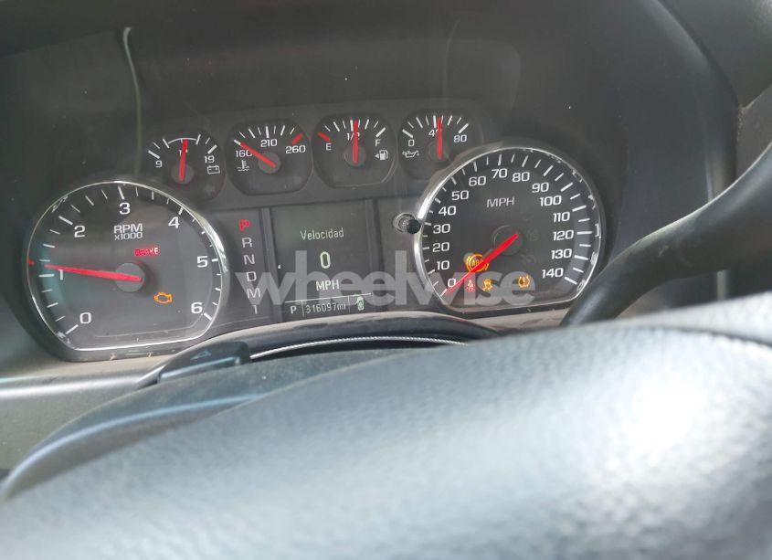 Photo 7 of 2016 Chevrolet Silverado 2500HD WT (VIN 1GC1KUEG0GF190191)