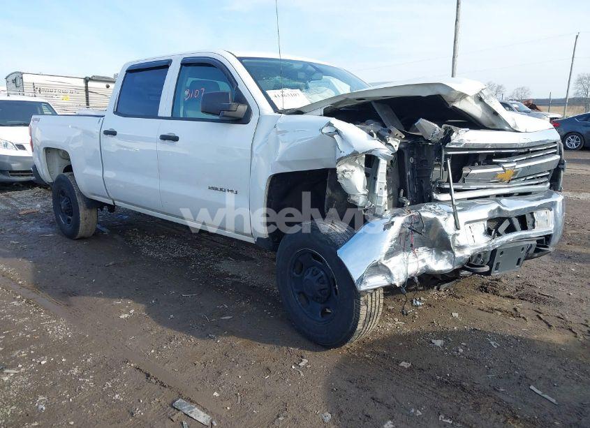2015 Chevrolet Silverado 2500HD WT (VIN 1GC1KUEG2FF197044) main photo