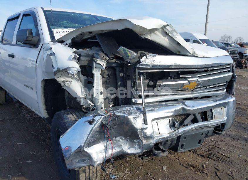 Photo 6 of 2015 Chevrolet Silverado 2500HD WT (VIN 1GC1KUEG2FF197044)