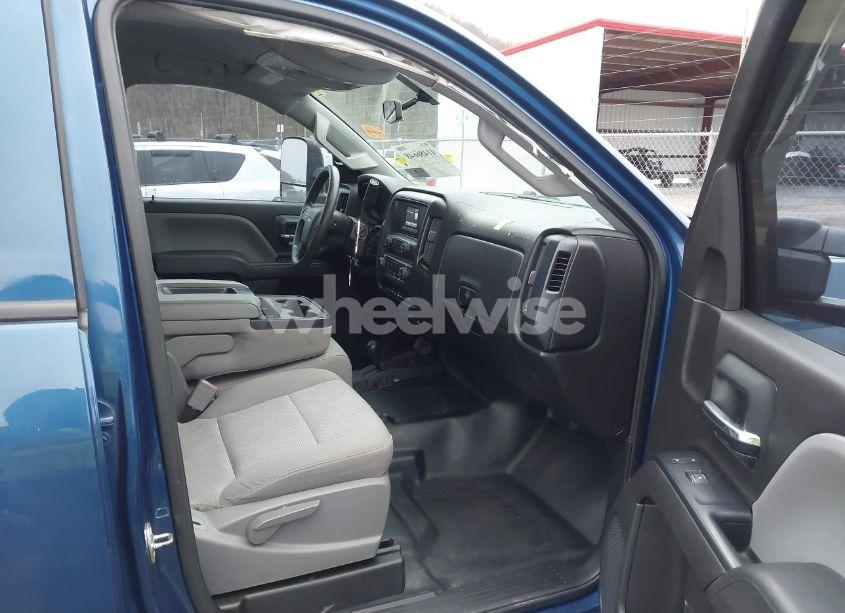 Photo 5 of 2016 Chevrolet Silverado 2500HD WT (VIN 1GC1KUEG2GF127898)