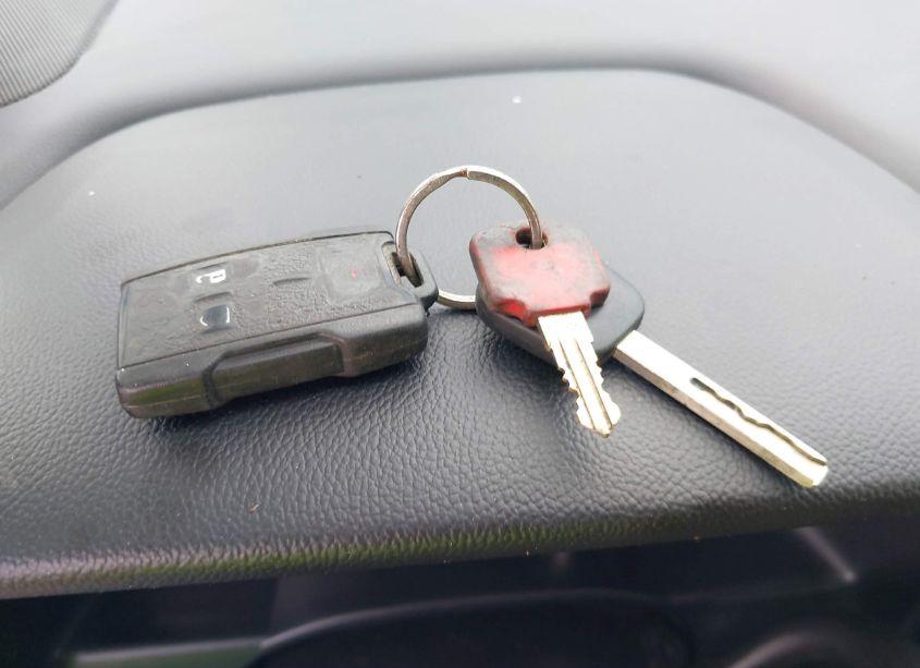 Photo 11 of 2018 Chevrolet Silverado 2500HD WT (VIN 1GC1KUEG3JF242484)