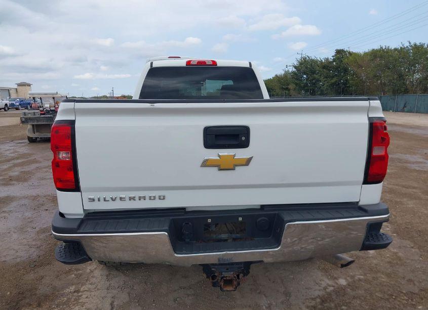 Photo 16 of 2018 Chevrolet Silverado 2500HD WT (VIN 1GC1KUEG3JF242484)