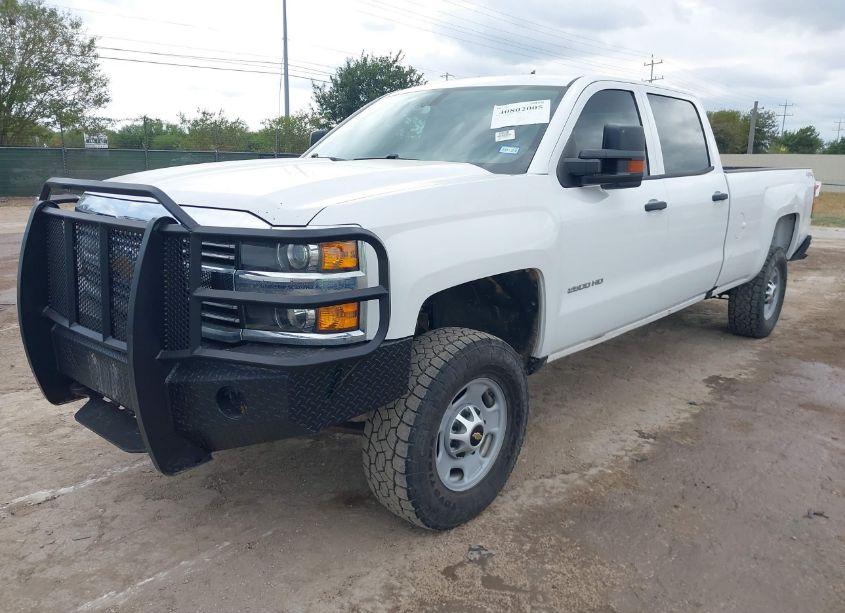 Photo 2 of 2018 Chevrolet Silverado 2500HD WT (VIN 1GC1KUEG3JF242484)