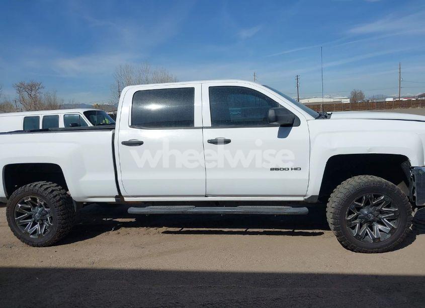 Photo 13 of 2016 Chevrolet Silverado 2500HD WT (VIN 1GC1KUEG4GF215738)