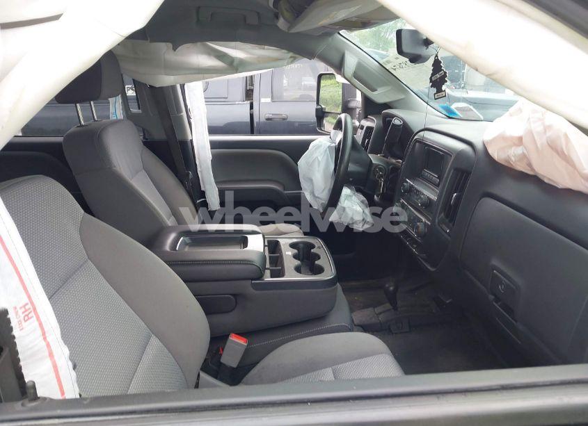 Photo 5 of 2015 Chevrolet Silverado 2500HD WT (VIN 1GC1KUEG5FF607254)