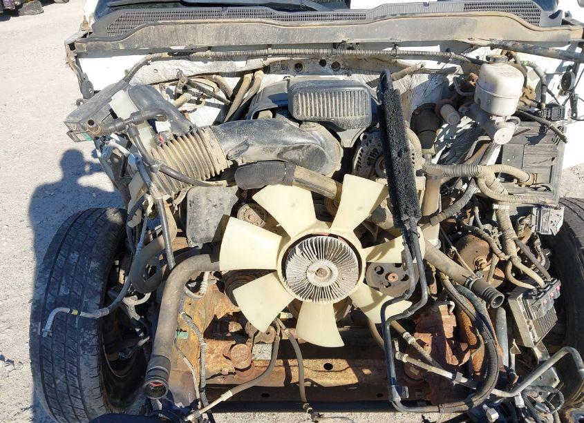 Photo 10 of 2016 Chevrolet Silverado 2500HD WT (VIN 1GC1KUEG5GF103062)