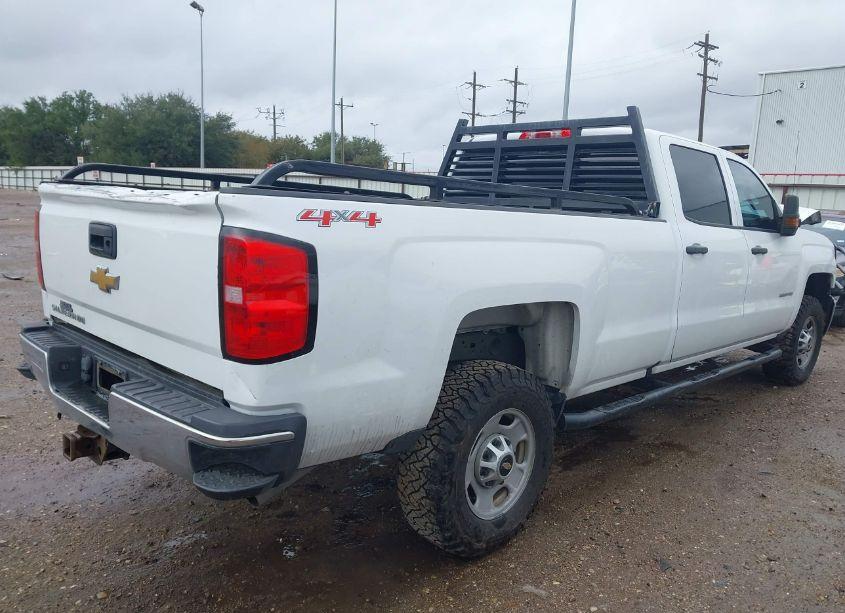 Photo 4 of 2017 Chevrolet Silverado 2500HD WT (VIN 1GC1KUEG5HF104844)