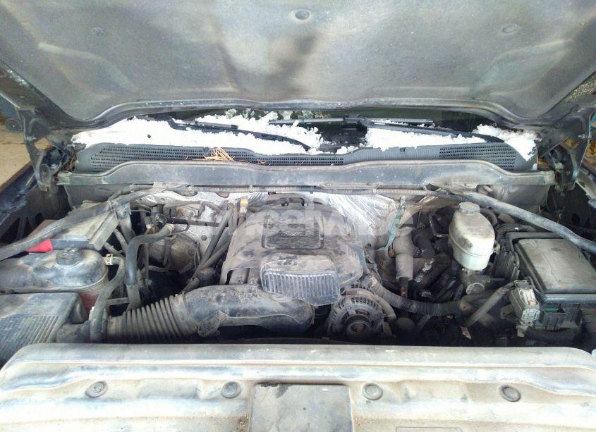 Photo 10 of 2015 Chevrolet Silverado 2500HD WT (VIN 1GC1KUEG6FF511746)