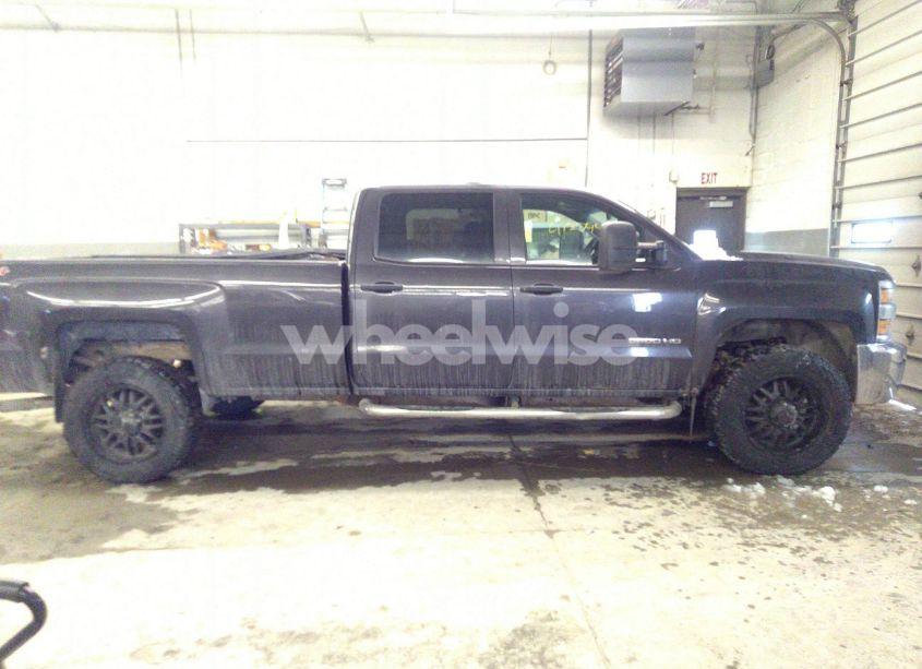 Photo 13 of 2015 Chevrolet Silverado 2500HD WT (VIN 1GC1KUEG6FF511746)
