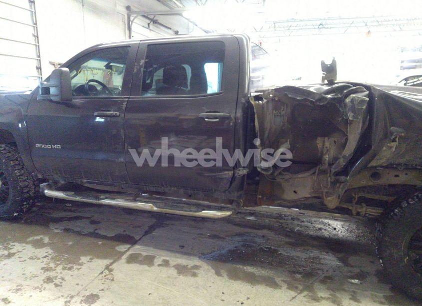 Photo 14 of 2015 Chevrolet Silverado 2500HD WT (VIN 1GC1KUEG6FF511746)