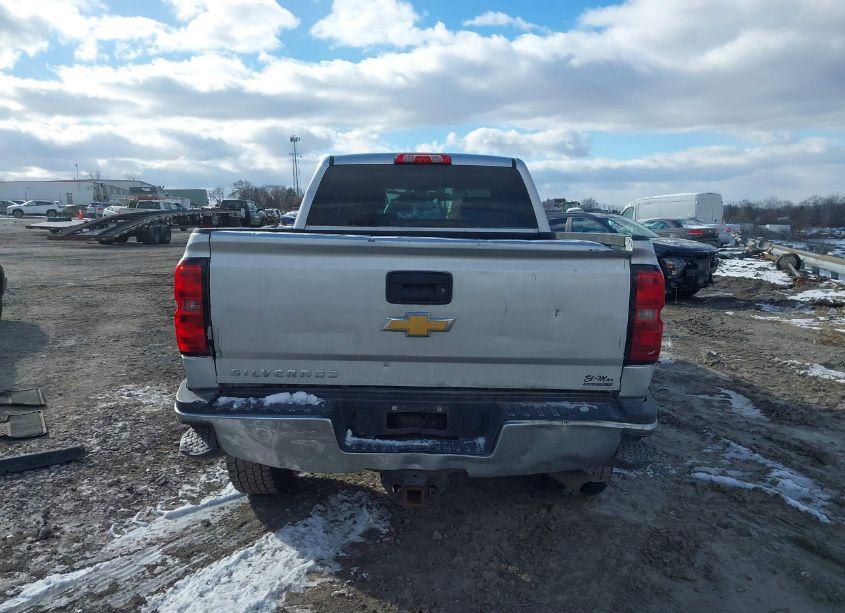 Photo 16 of 2015 Chevrolet Silverado 2500HD WT (VIN 1GC1KUEG8FF542948)