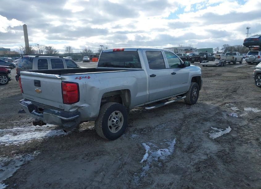 Photo 4 of 2015 Chevrolet Silverado 2500HD WT (VIN 1GC1KUEG8FF542948)