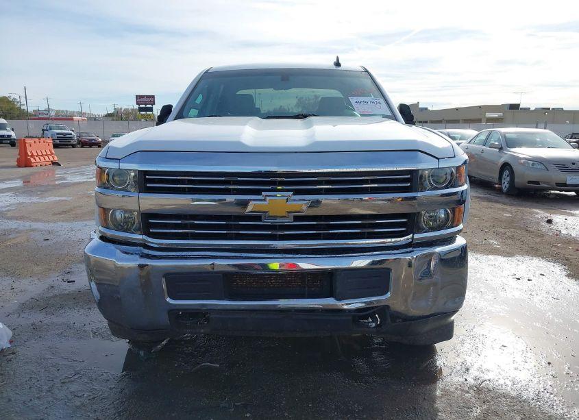 Photo 12 of 2015 Chevrolet Silverado 2500HD WT (VIN 1GC1KUEG8FF671093)
