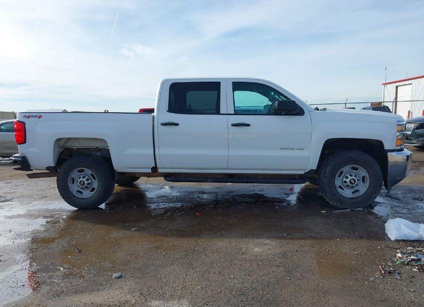 Photo 13 of 2015 Chevrolet Silverado 2500HD WT (VIN 1GC1KUEG8FF671093)