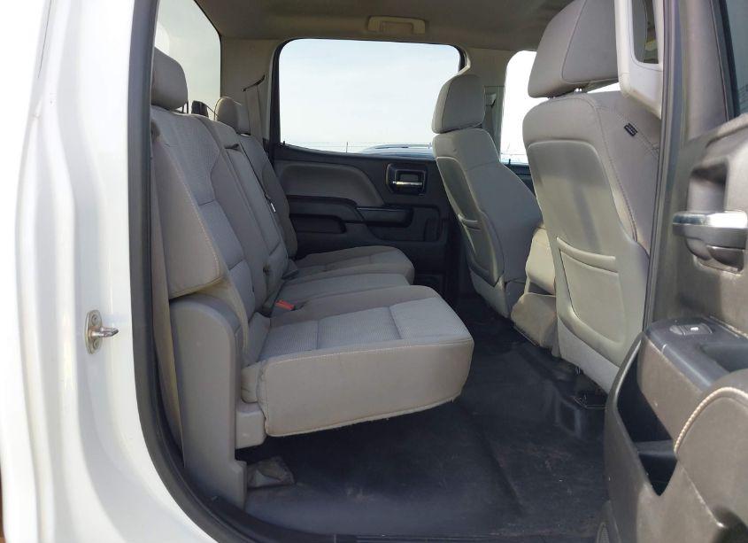 Photo 8 of 2015 Chevrolet Silverado 2500HD WT (VIN 1GC1KUEG8FF671093)