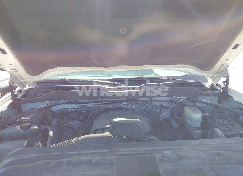 Photo 10 of 2015 Chevrolet Silverado 2500HD WT (VIN 1GC1KUEGXFF655185)