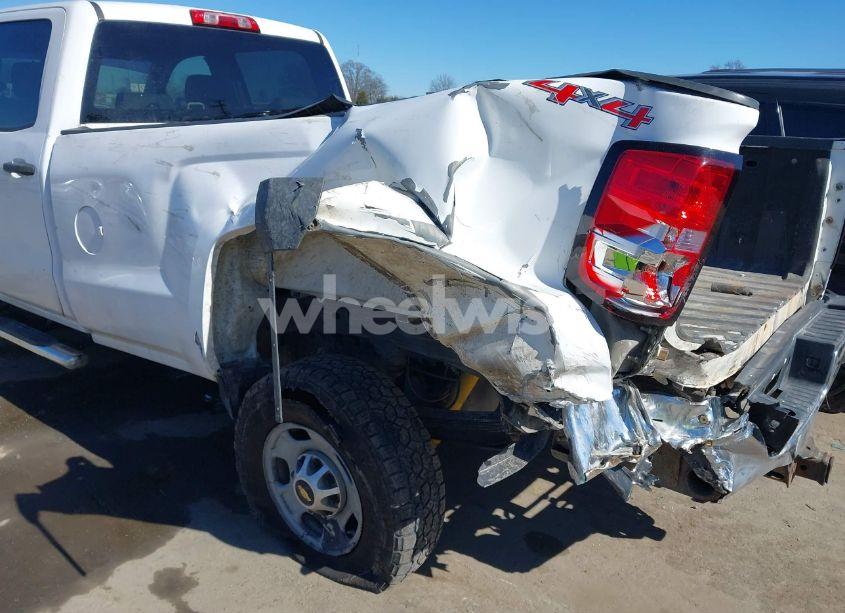 Photo 17 of 2015 Chevrolet Silverado 2500HD WT (VIN 1GC1KUEGXFF655185)