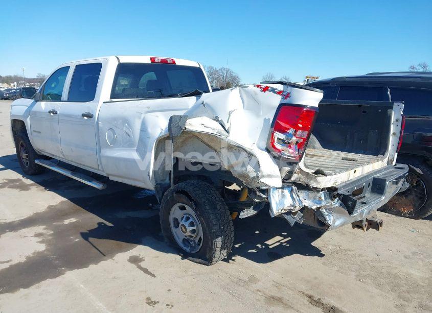 Photo 3 of 2015 Chevrolet Silverado 2500HD WT (VIN 1GC1KUEGXFF655185)